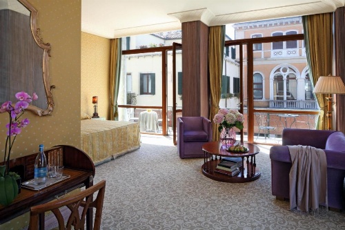 Bauer Palazzo image 7
